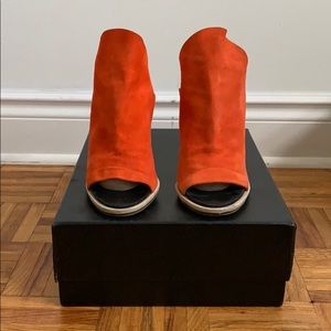 Balenciaga Glove Sandal orange suede & calf-skin